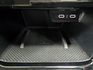 Volkswagen Polo sedan 1.0TSI Style - Image 13