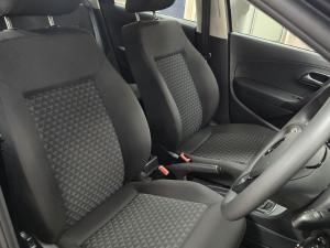 Volkswagen Polo Vivo hatch 1.4 - Image 25
