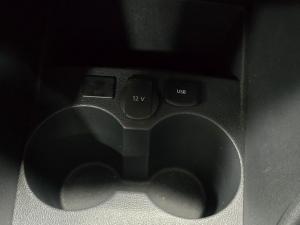 Volkswagen Polo Vivo hatch 1.4 Life - Image 17