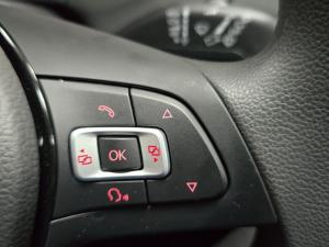 Volkswagen Polo Vivo hatch 1.4 Life - Image 20