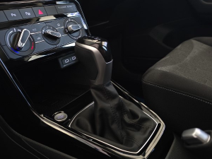 Volkswagen T-Cross 1.0TSI Life - Image 24