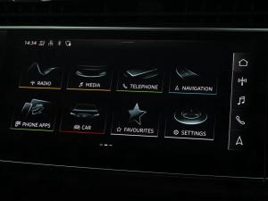 Audi RSQ8 quattro - Image 18