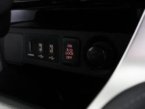 Mitsubishi Pajero Sport 2.4DI-D 4x4 Exceed - Image 18