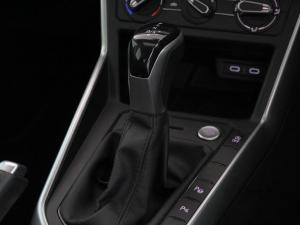 Volkswagen Polo hatch 1.0TSI Life auto - Image 21