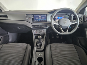 Volkswagen Polo hatch 1.0TSI - Image 8