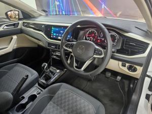 Volkswagen Polo sedan 1.6 Life - Image 5