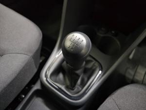 Volkswagen Polo Vivo hatch 1.4 - Image 6