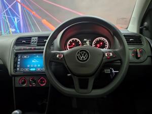 Volkswagen Polo Vivo hatch 1.4 - Image 8