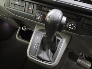 Volkswagen Transporter 2.0TDI Kombi SWB Trendline auto - Image 8