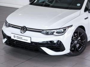 Volkswagen Golf R - Image 4