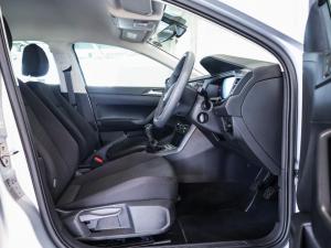 Volkswagen Polo hatch 1.0TSI - Image 13