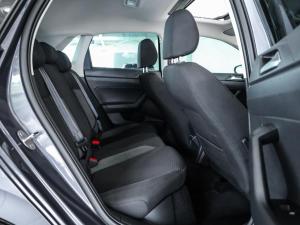 Volkswagen Polo hatch 1.0TSI Life manual - Image 13
