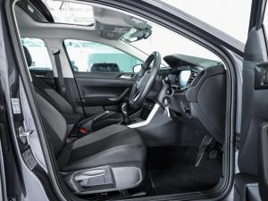 Volkswagen Polo hatch 1.0TSI Life manual - Image 14