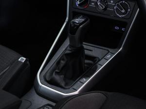 Volkswagen Polo hatch 1.0TSI Life auto - Image 20