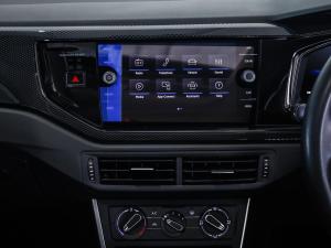 Volkswagen Polo hatch 1.0TSI Life auto - Image 21