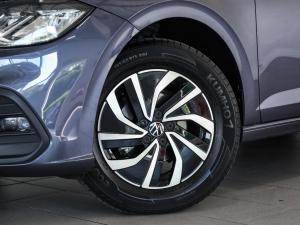 Volkswagen Polo hatch 1.0TSI Life auto - Image 3