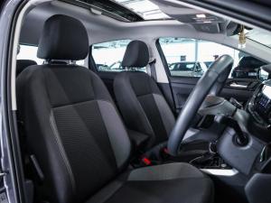 Volkswagen Polo hatch 1.0TSI Life auto - Image 14