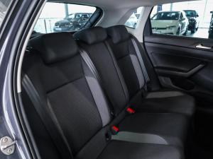 Volkswagen Polo hatch 1.0TSI Life auto - Image 15