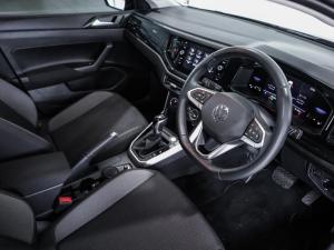 Volkswagen Polo hatch 1.0TSI Life auto - Image 9