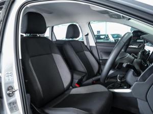 Volkswagen Polo hatch 1.0TSI Life auto - Image 10