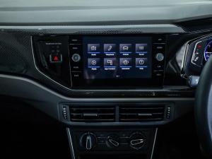 Volkswagen Polo hatch 1.0TSI Life auto - Image 17