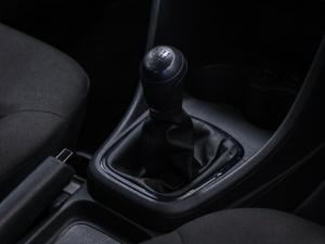 Volkswagen Polo Vivo hatch 1.4 - Image 15