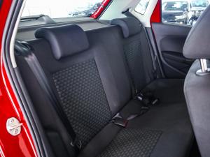 Volkswagen Polo Vivo hatch 1.4 - Image 16