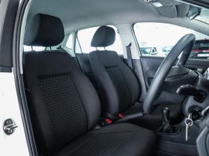 Volkswagen Polo Vivo hatch 1.4 - Image 13