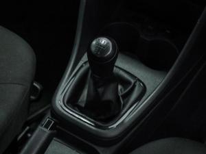 Volkswagen Polo Vivo hatch 1.4 - Image 14