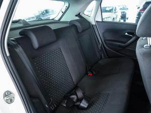 Volkswagen Polo Vivo hatch 1.4 - Image 8