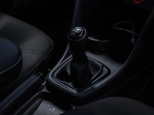 Volkswagen Polo Vivo hatch 1.4 Life - Image 18