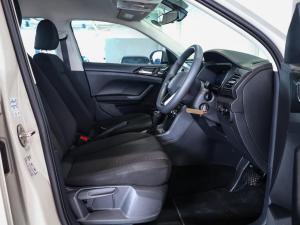 Volkswagen T-Cross 1.0TSI auto - Image 10