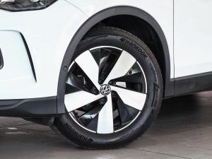 Volkswagen T-Roc 2.0TSI 4Motion R-Line - Image 17