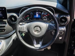 Mercedes-Benz V300d Executive - Image 15