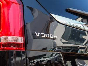 Mercedes-Benz V300d Executive - Image 22