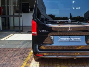 Mercedes-Benz V300d Executive - Image 23