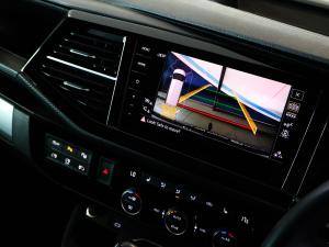 Volkswagen Caravelle 2.0BiTDI Highline 4Motion - Image 14