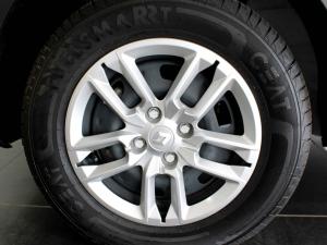 Renault Triber 1.0 Expression - Image 17