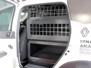 Renault Triber 1.0 Expression - Image 7