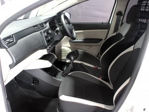 Renault Triber 1.0 Expression - Image 9