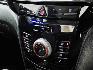 Mahindra XUV 3XO 1.2T MX2 manual - Image 14