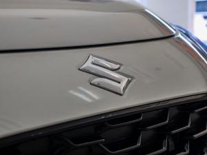 Suzuki Swift 1.2 GL+ auto - Image 3