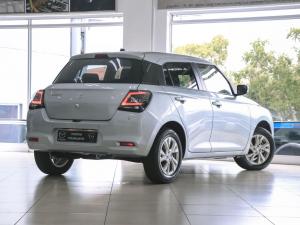 Suzuki Swift 1.2 GL+ manual - Image 6