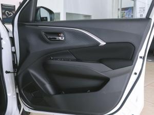 Suzuki Swift 1.2 GL+ manual - Image 13