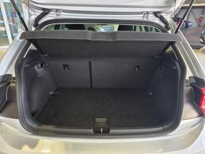 Volkswagen Polo hatch 1.0TSI Life manual - Image 9