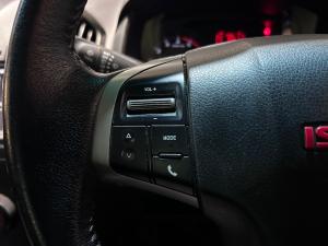 Isuzu D-Max 250 double cab 4x4 X-Rider - Image 13