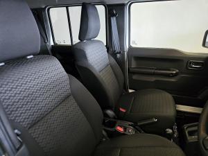 Suzuki Jimny 1.5 GLX AllGrip 5-door auto - Image 18