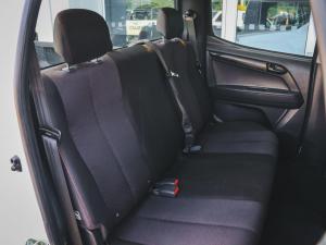 Isuzu D-Max 250 double cab Hi-Ride auto - Image 21