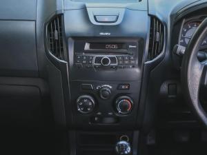 Isuzu D-Max 250 double cab Hi-Ride - Image 22