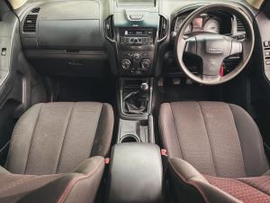 Isuzu D-Max 250 double cab Hi-Ride - Image 25